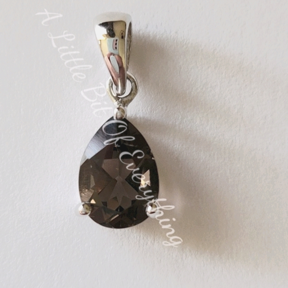 ❤️❤️Smokey Quartz Solitaire Pendant